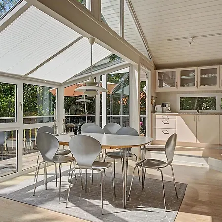 Solfrid - 230m From The Sea By Interhome *